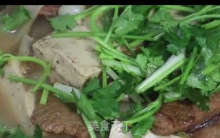 Pork and Cabbage Stewed Vermicelli--winter Healthy Vegetable recipe