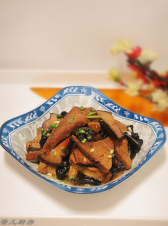 Frozen Tofu and Soy Sauce Pork