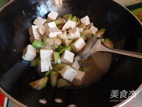 Loofah Burnt Tofu recipe