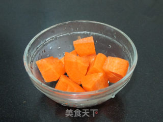 Lotus Root Carrot Pork Bone Soup recipe