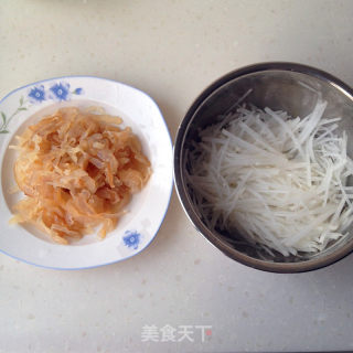 Simmered Jellyfish Shredded Radish recipe