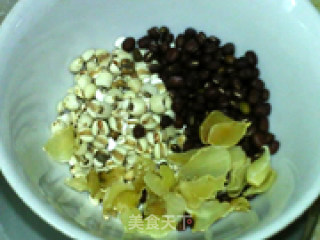 Barley, Red Bean and Lily Congee recipe