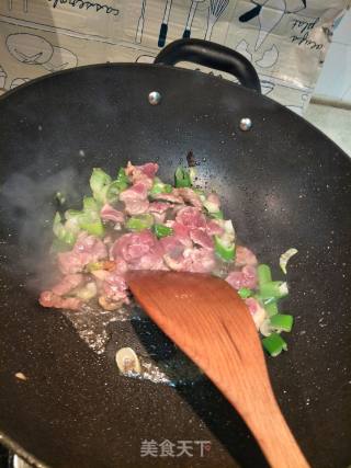 Stir-fried Beef with Cabbage recipe