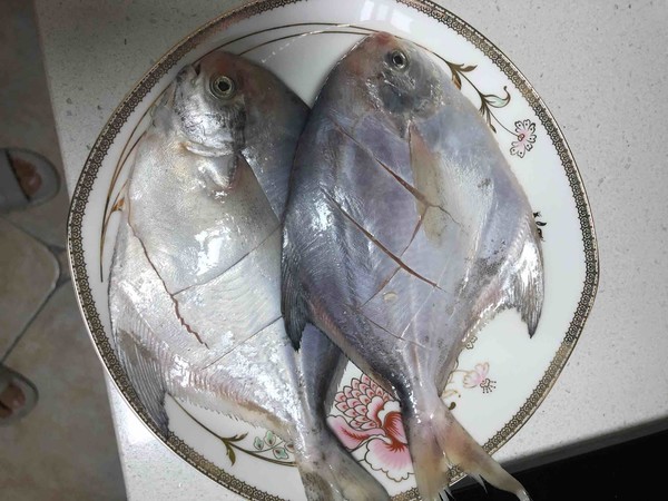 Homemade Braised Pomfret recipe