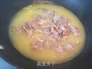 Beef Noodles in Sour Soup recipe