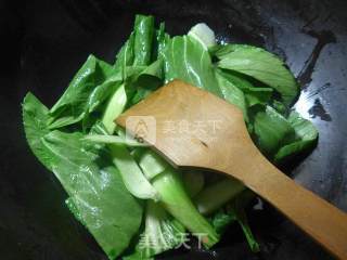 Green Vegetable Beef Soba Noodles recipe