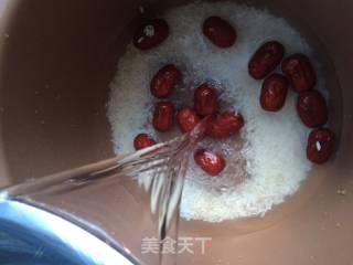 Fresh Longan and Red Date Congee recipe