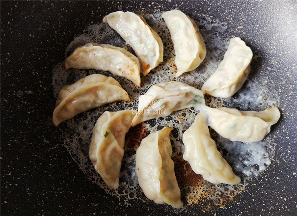 Fried Dumplings with Ice Flower recipe