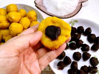 Coconut and Pumpkin Sticky Rice Cake recipe