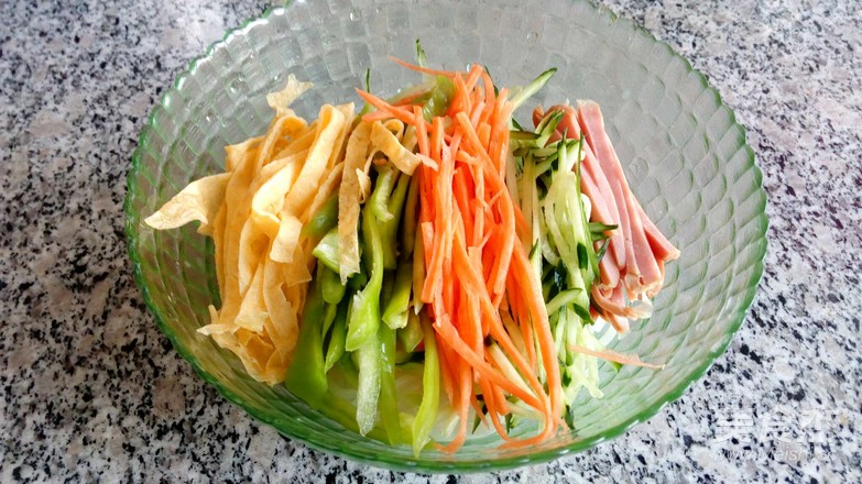 Cold Rice Noodles recipe