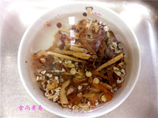 Qingbuliang Spare Ribs Soup recipe