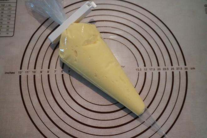 Super Soft Creamy Custard Bag recipe