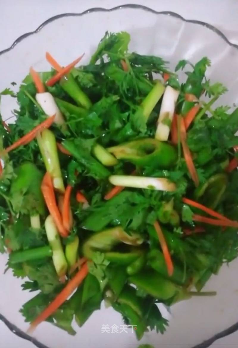 Scallions Mixed with Chili recipe