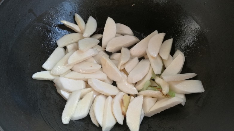 Simmered Straw Mushroom and Rice White recipe