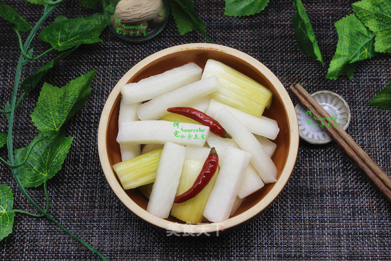 Hot and Sour Radish Sticks recipe