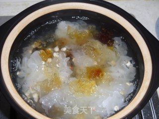 Papaya Peach Gum Beauty Soup recipe