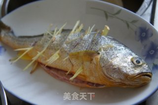 Steamed Yellow Croaker recipe