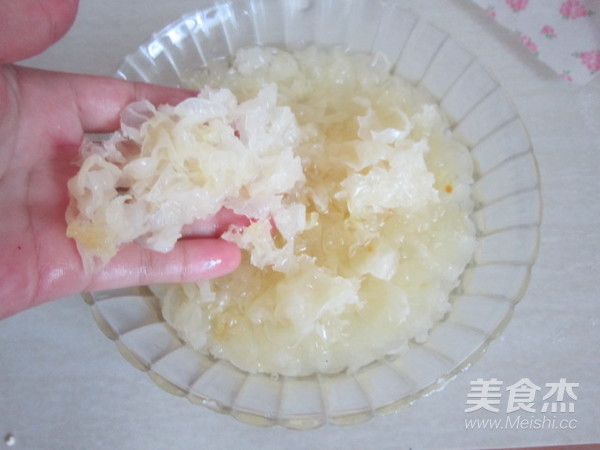 Purple Sweet Potato and Tremella Soup recipe