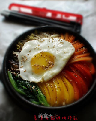 Bibimbap with Braised Pork in Stone Pot recipe