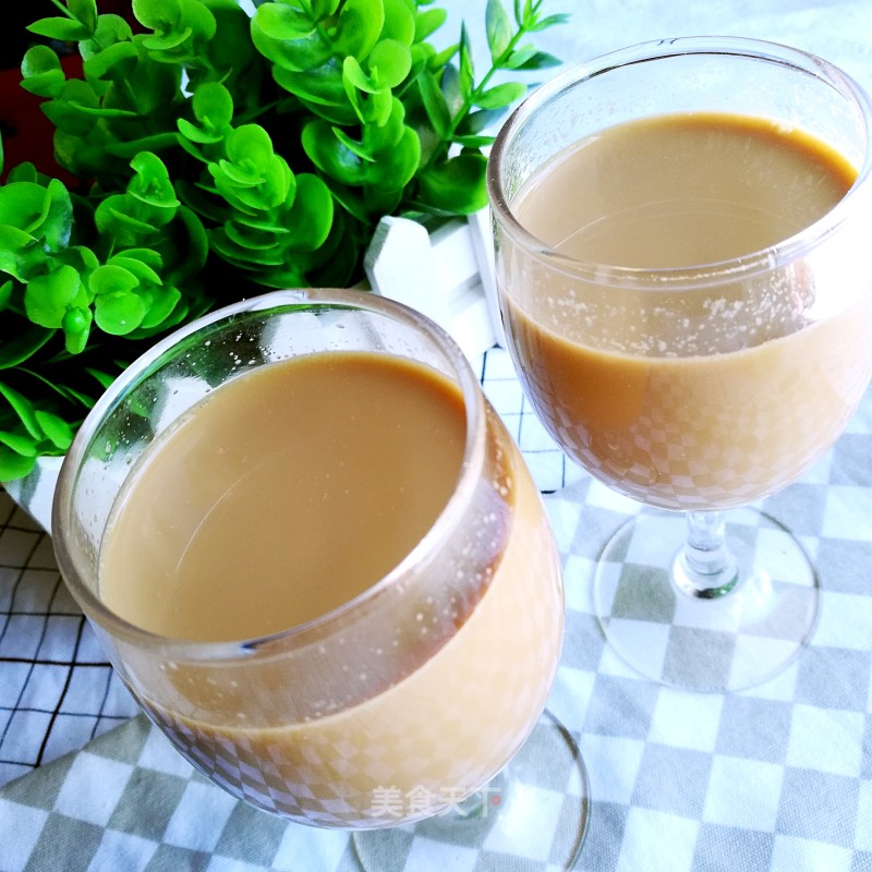 Homemade Black Tea with Milk Tea recipe