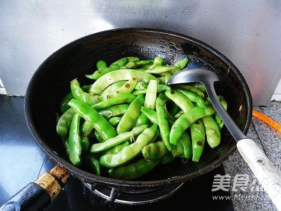 Braised Beans with Farmhouse Sauce recipe