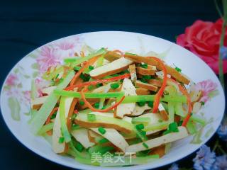 Celery Mixed with Fragrant Dried recipe