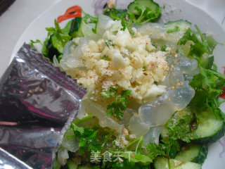 Cucumber Mixed Jellyfish Head recipe