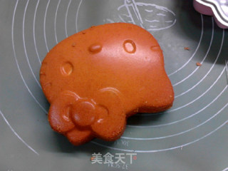 Hello Kitty Yogurt Blueberry Chiffon Cake recipe