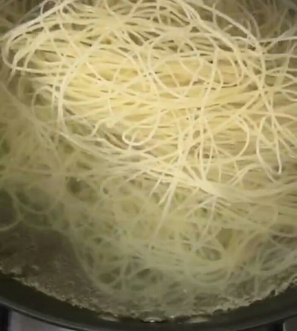 Scallion Noodles recipe