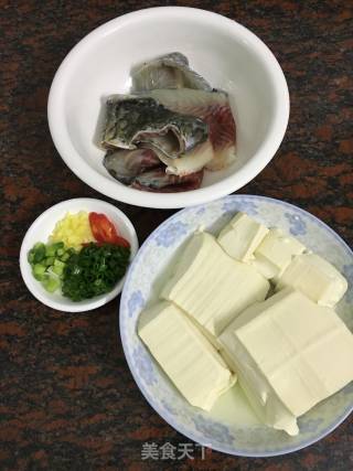 Braised Tofu with Grass Carp Skin recipe