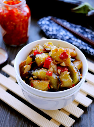 Eggplant with Chopped Pepper and Garlic