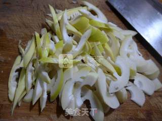 Stir-fried Lebanese with Hot Pepper Chicken Gizzards recipe