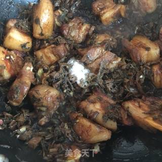 Pork with Plum Vegetables recipe
