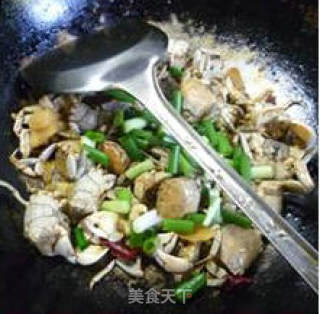 Stir-fried White Jade Crab recipe