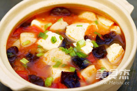 Tomato Sauce Tofu Soup recipe