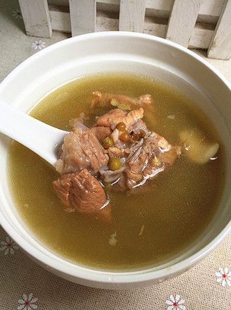 Mung Bean Lily Pork Ribs Soup recipe
