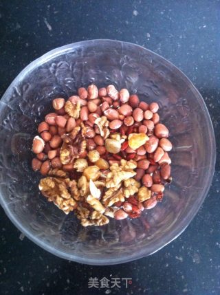 Red Dates, Peanuts and Walnuts recipe