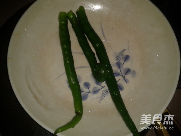 Stir-fried Beans with Green Peppers recipe