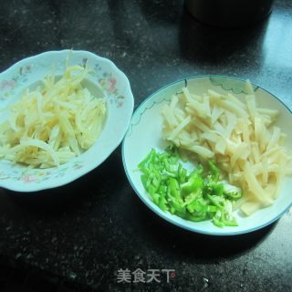 Fried Sea Dried Fish with Salted Radish recipe