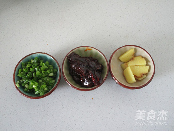 Fried Pork with Bamboo Shoots and Sauce recipe