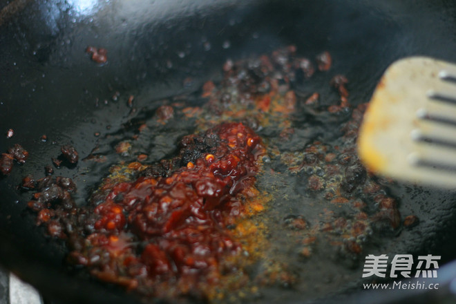 Guizhou Tempeh Spicy Sauce Noodles recipe