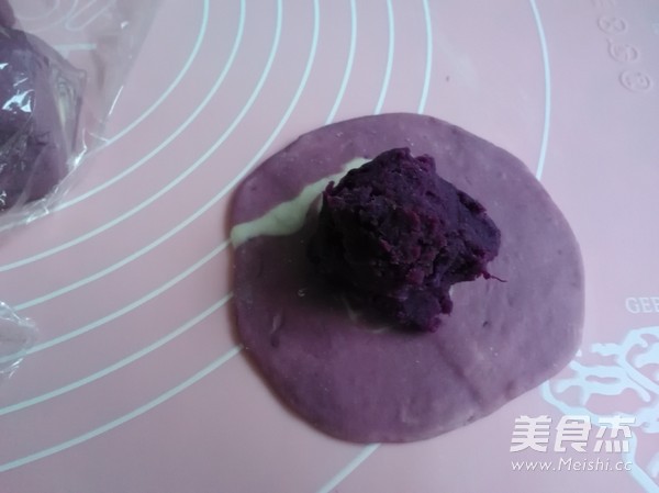 Spiral Purple Sweet Potato Bun recipe