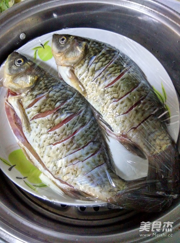 Huoxiang Crucian Carp recipe