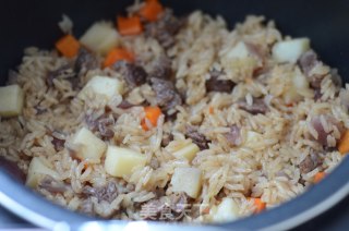 Potato Beef Braised Rice recipe