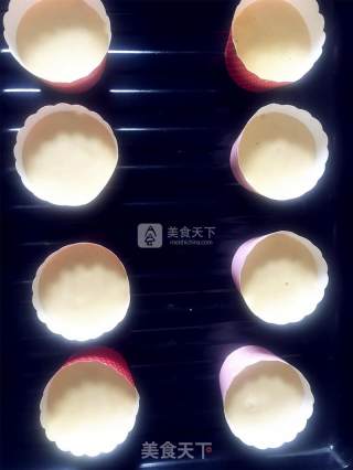 #aca烤明星大赛# Oil-free and Low-sugar Matcha Cupcakes recipe
