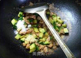Stir-fried Diced Pork Tenderloin with Sauce recipe
