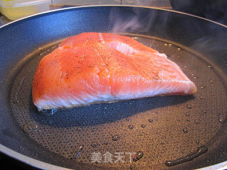 Fried Salmon with Fennel Head recipe