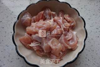 Three-color Diced Chicken with Raspberries recipe