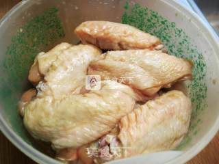 Pomelo Chicken Wings recipe