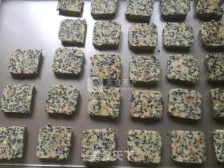 #aca烤明星大赛# Black Sesame Walnut Handmade Cookies recipe